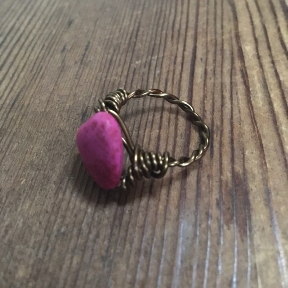 Ladies Pink Wire Wrap Heart Ring,  Handmade Ladies Jewelry,  Ladies Fashion Ring - Picture 4 of 6